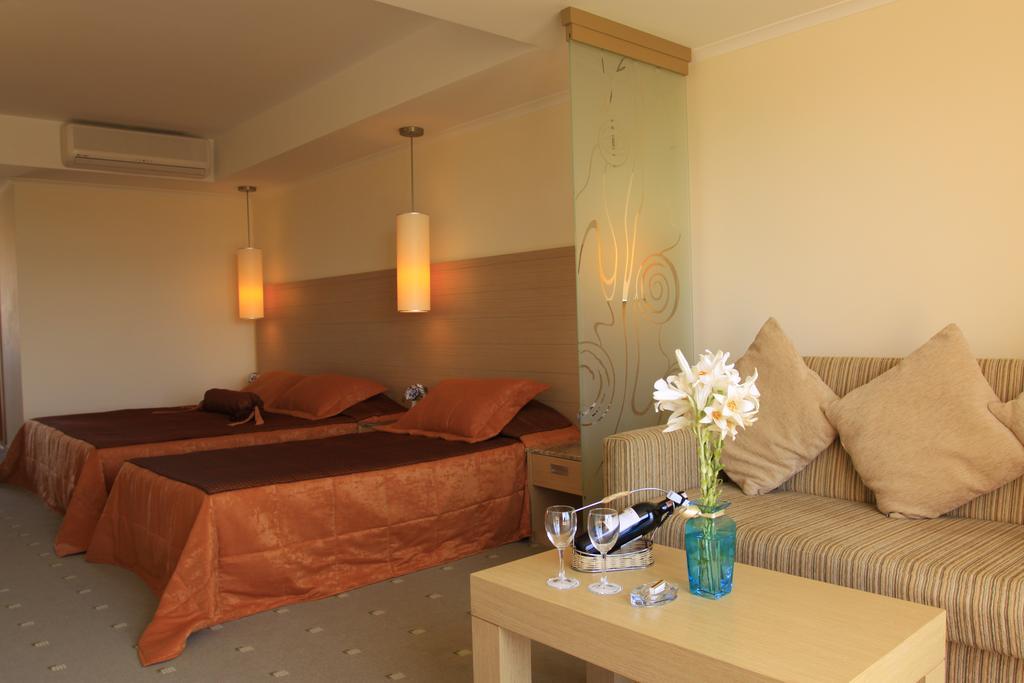 Resort Sealight