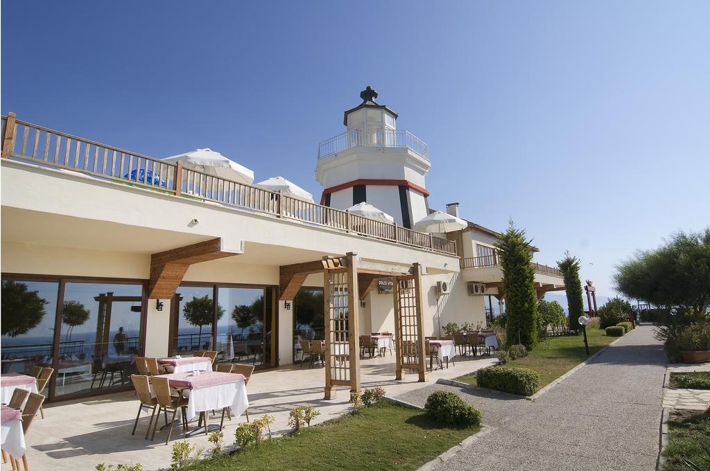 Sealight Resort